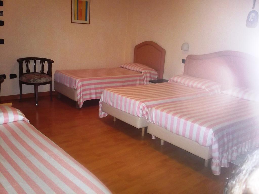 Hotel Gaggiano San Giovanni Rotondo Quarto foto